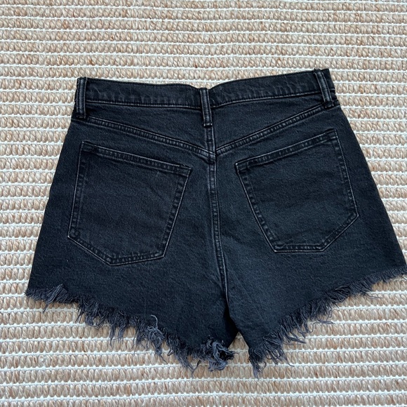 Abercrombie & Fitch 90s Relaxed Cutoff Short High Rise - Black Jean Shorts - Picture 2 of 5
